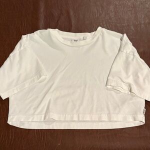 TNA Aritzia Classic White Cropped Tee